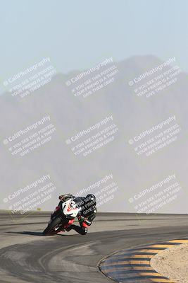media/Jan-09-2025-Racers Edge (Thu) [[9e316ffd38]]/3-B Group/Session 4 (Turn 12 The Slide)/